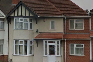 6 bed house, Harborne Lane, Selly Park, Birmingham, B296TQ - Image 1